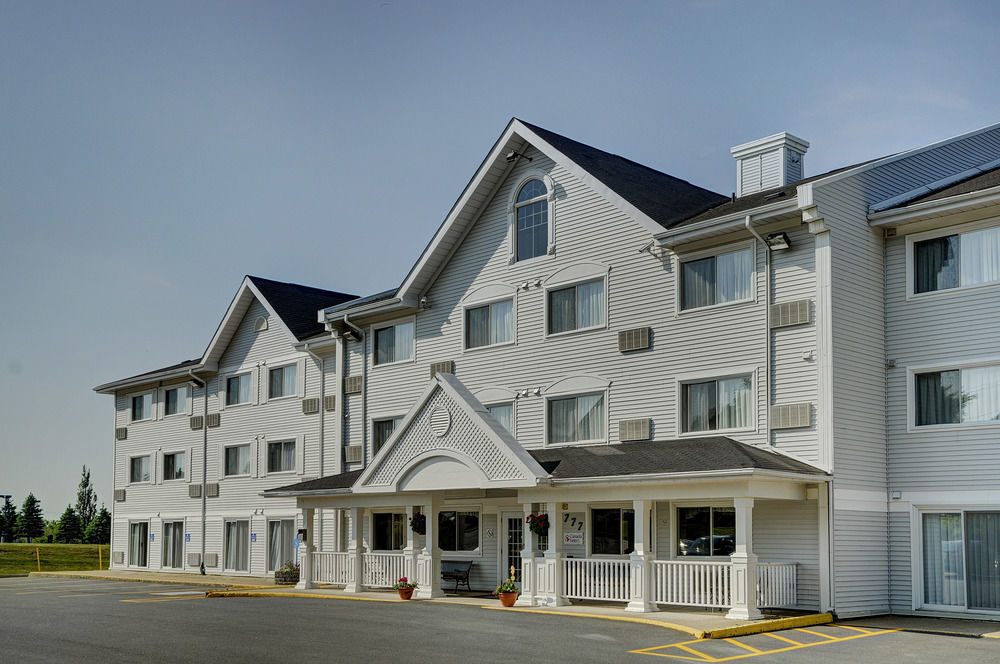 Quality Inn & Suites Bathurst Exteriör bild