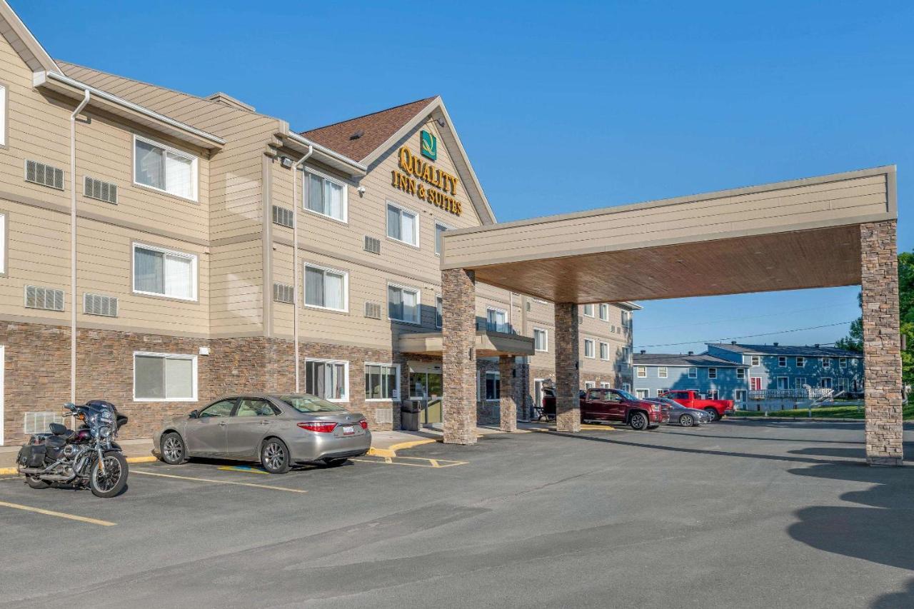 Quality Inn & Suites Bathurst Exteriör bild